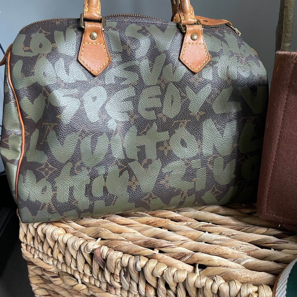 Louis Vuitton Monogram Graphite Graffiti Speedy - Picture 3 of 12